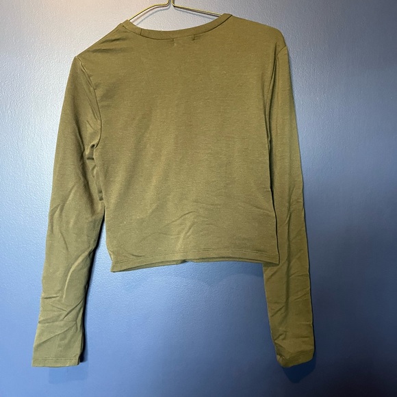 Ardene’s Shirts - Picture 2 of 4